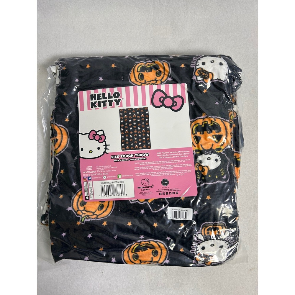 Halloween Sanrio Hello Kitty 50x70 Black Pumpkin Silk Touch Throw Blanket